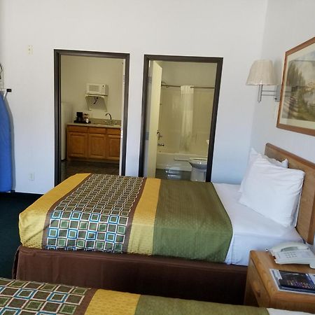 Quality One Motel Weatherford Bagian luar foto
