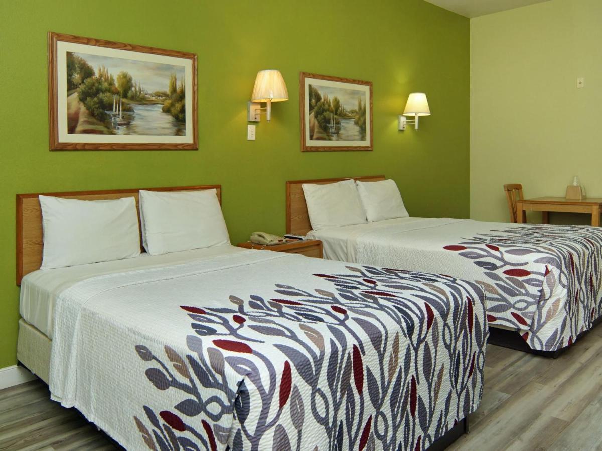 Quality One Motel Weatherford Bagian luar foto