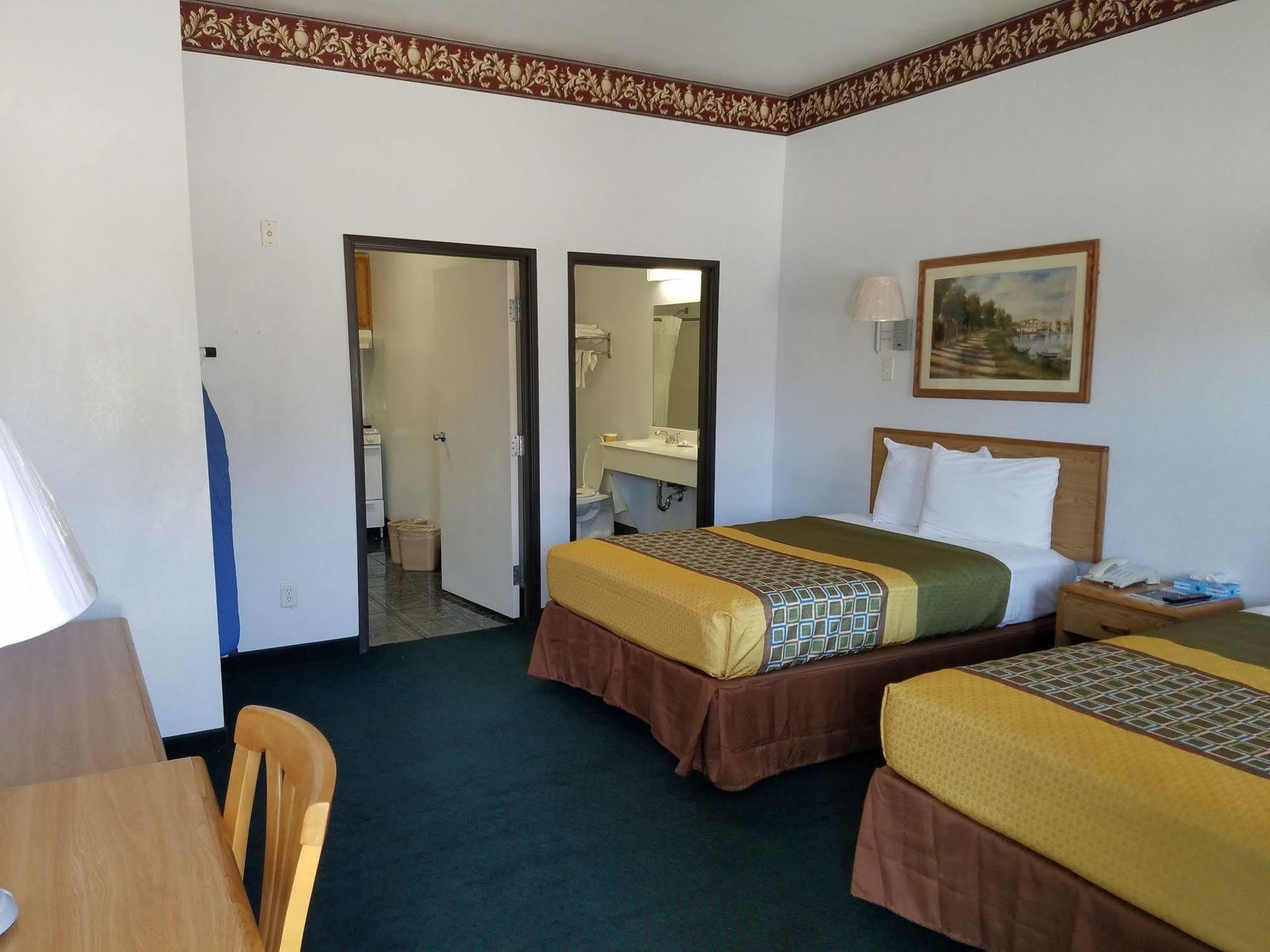Quality One Motel Weatherford Bagian luar foto